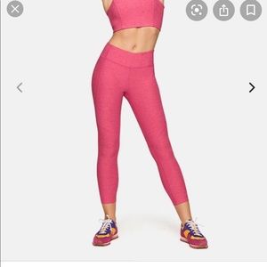 NWT!!! Outdoor Voices 3/4 Warmup Leggings Flamingo
